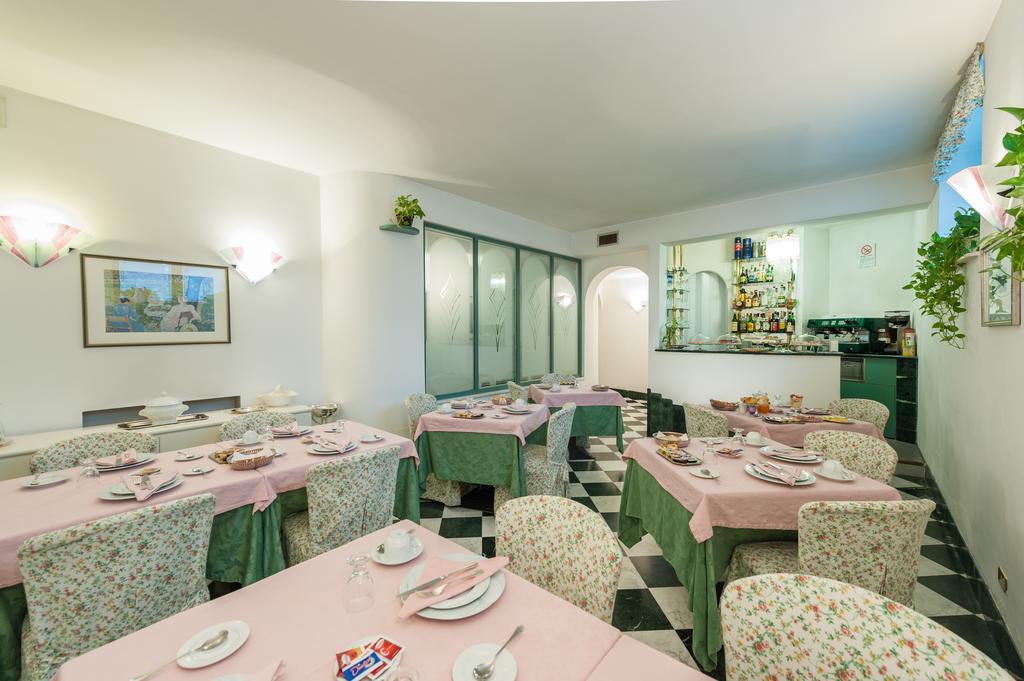 Hotel Villa Giulia Тортона Экстерьер фото